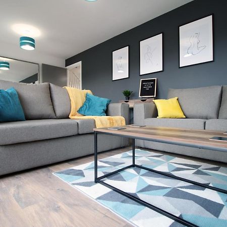 Delft - Spacious Home, High Speed Wi-Fi, Free Parking, Terrace Swindon Ngoại thất bức ảnh